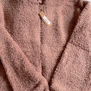 Skims by Kim Kardashian Cozy Knit Zip-up in “Rose clay” color Size S/M! NEW!!